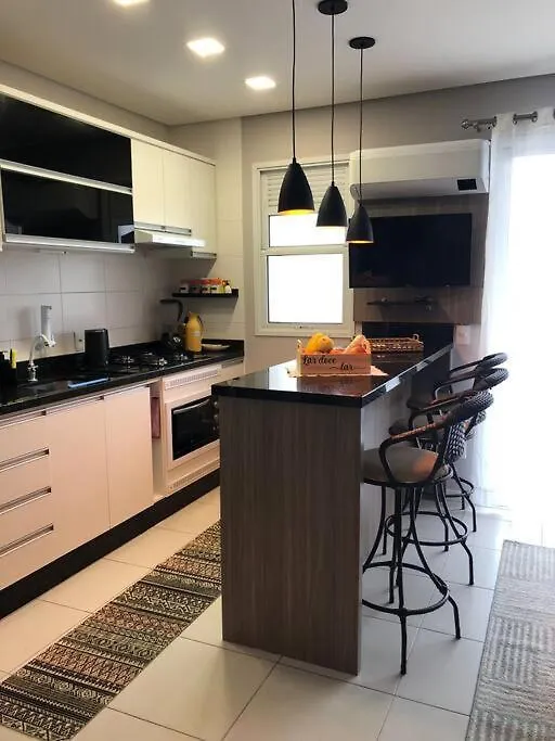 Apartamento Ingleses Norte, Perto Mar, 2 Quartos, 2 Banheiros Florianópolis